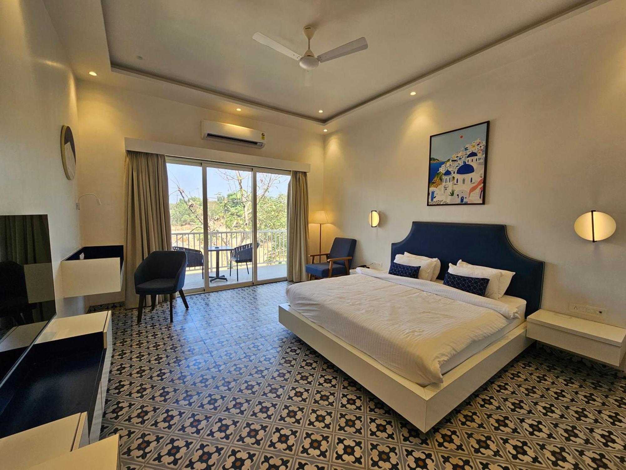 River Estates Luxury Resort & Spa Karjat Extérieur photo